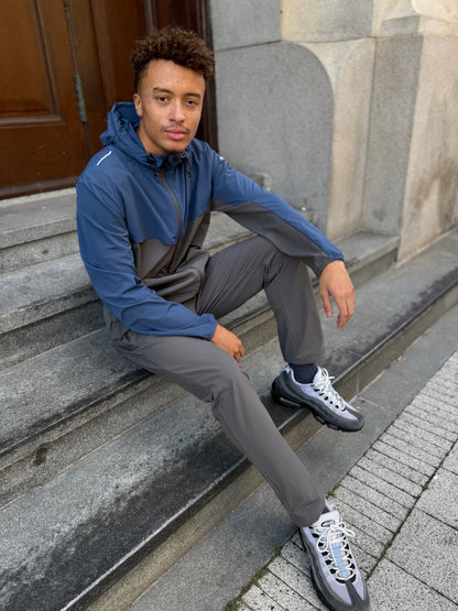 TRAIL - X Windbreaker Tidal Blue & Carbon Grey